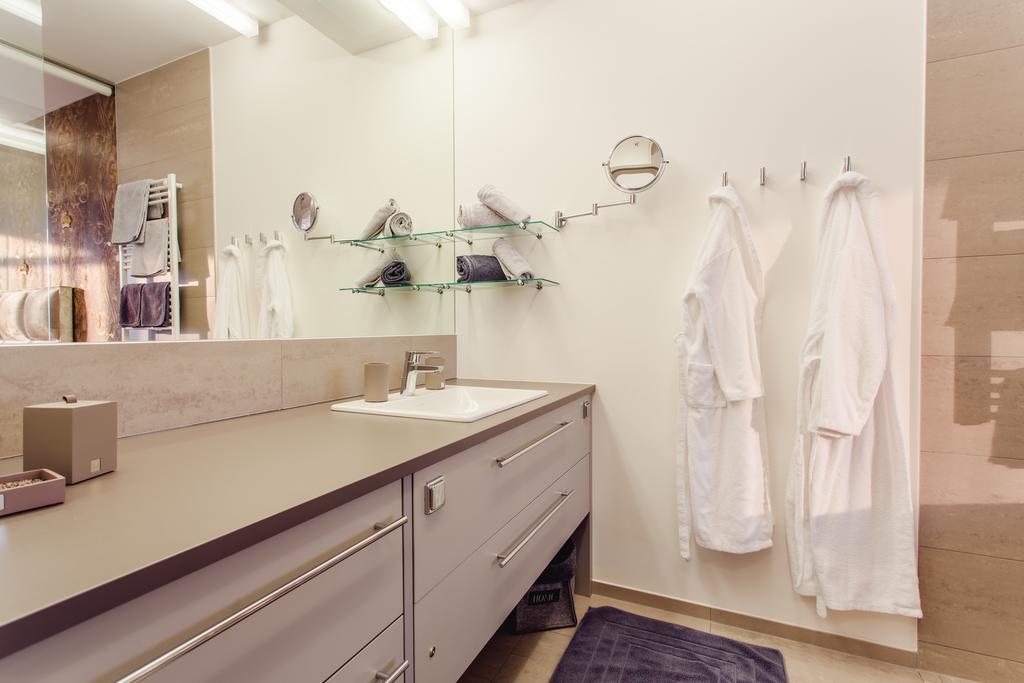 Wohnen Im Wein Apartment เอห์เรนเฮาเซน ภายนอก รูปภาพ