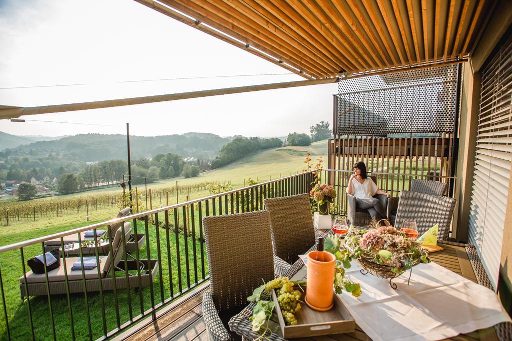 Wohnen Im Wein Apartment เอห์เรนเฮาเซน ภายนอก รูปภาพ